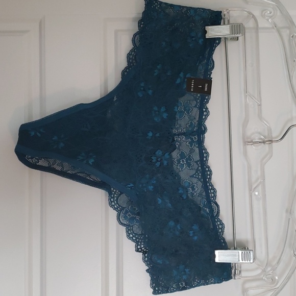 3 pack torrid lace thongs - Picture 1 of 3